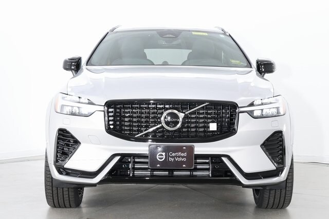 2024 Volvo XC60 Hybrid T8 Polestar photo 2