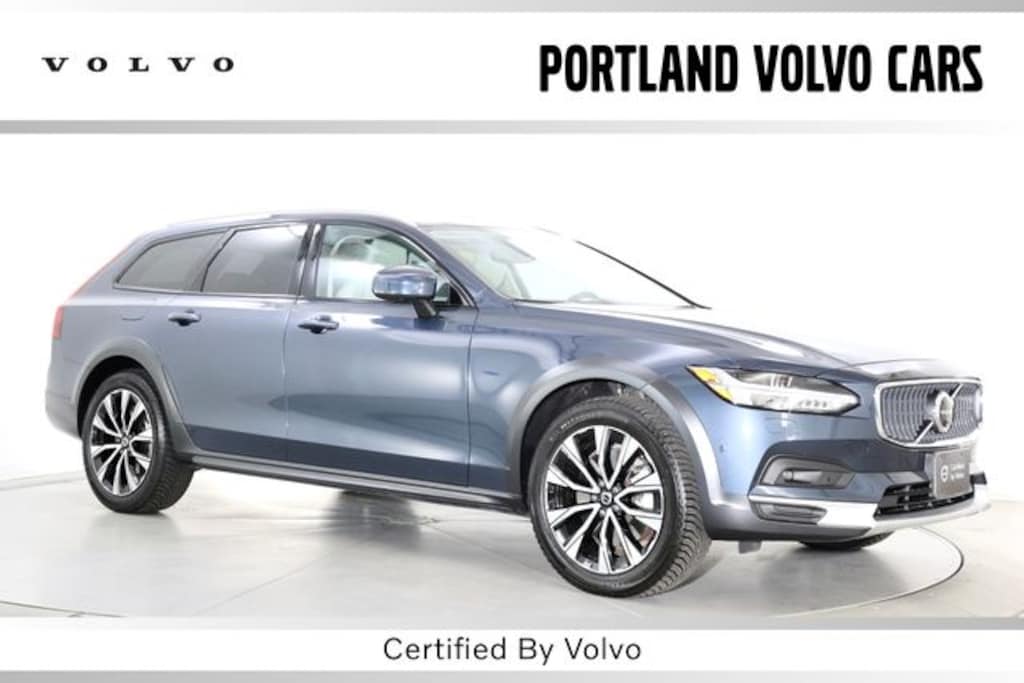Certified 2025 Volvo V90 Cross Country B6 Plus Wagon