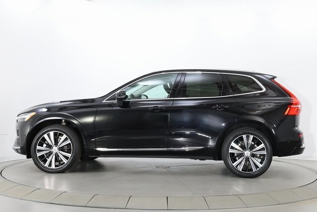 2022 Volvo XC60 Inscription photo 2