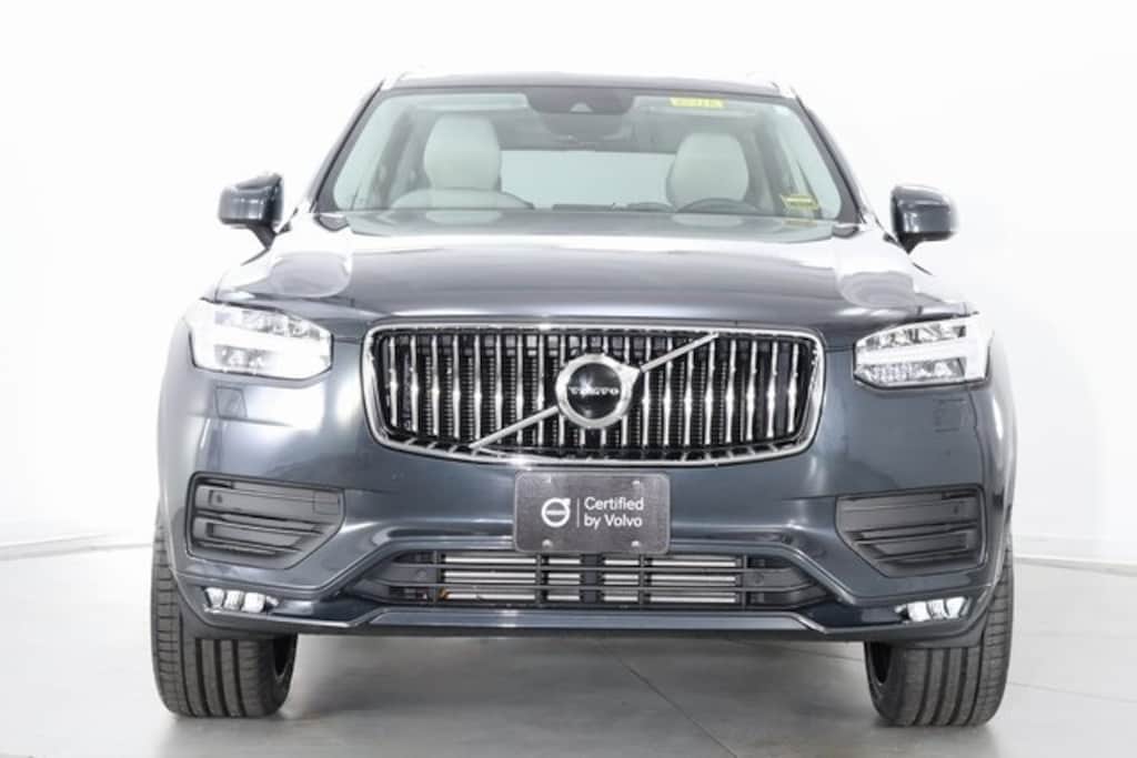 Certified 2022 Volvo XC90 T6 AWD Momentum 7 Seater SUV