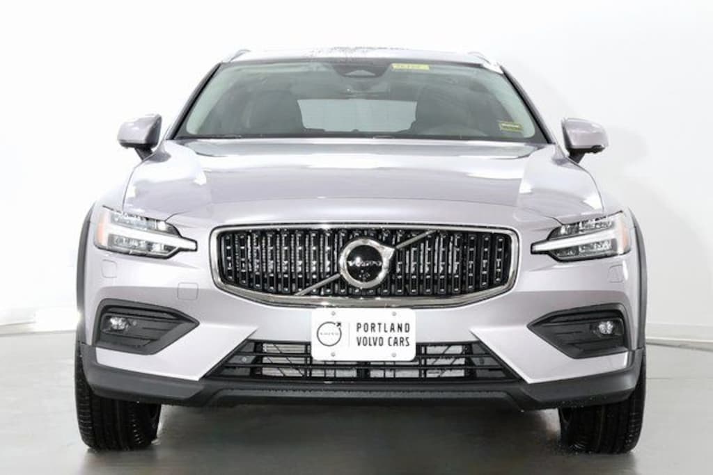 New 2026 Volvo V60 Cross Country B5 Plus Wagon