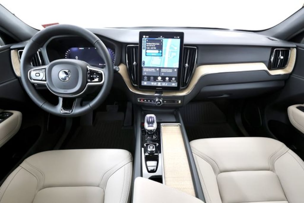 New 2026 Volvo XC60 B5 Plus SUV