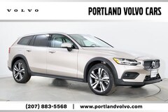 2026 Volvo V60 Cross Country B5 Plus AWD Wagon