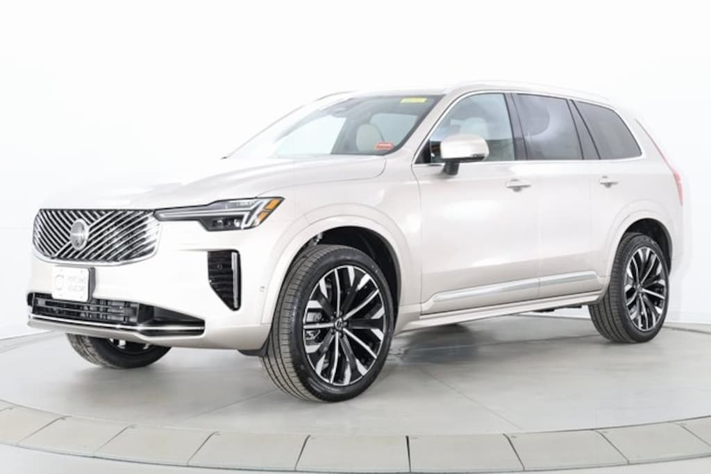 New 2026 Volvo XC90 B6 Plus 7-Seater SUV