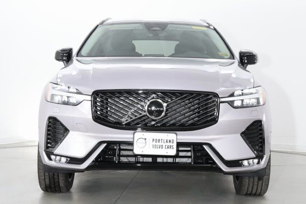 New 2026 Volvo XC60 B5 Plus SUV