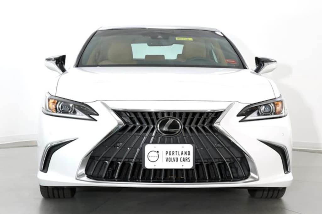 Used 2022 Lexus ES 350 Sedan