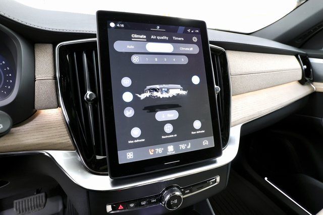 2026 Volvo XC90 Plus - Photo 25