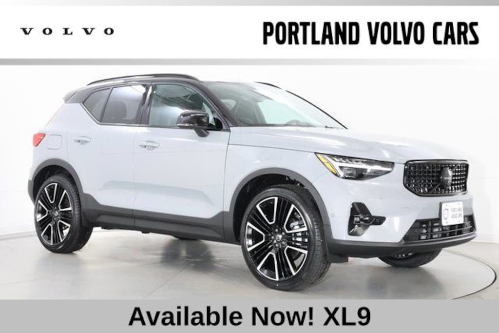 New 2026 Volvo XC40 B5 Ultra Black Edition SUV