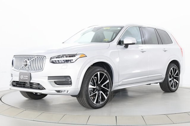 2023 Volvo XC90 B5 AWD Plus photo 4