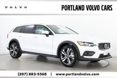 2026 Volvo V60 Cross Country B5 Plus AWD Wagon
