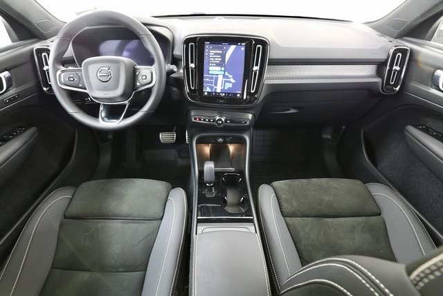 Certified 2022 Volvo XC40 Plus with VIN YV4ED3UR1N2711526 for sale in Scarborough, ME