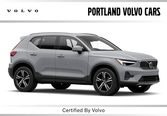2025 Volvo XC40 B5 Plus Bright AWD's photo