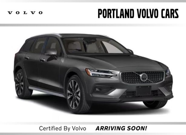 2025 Volvo V60 Cross Country