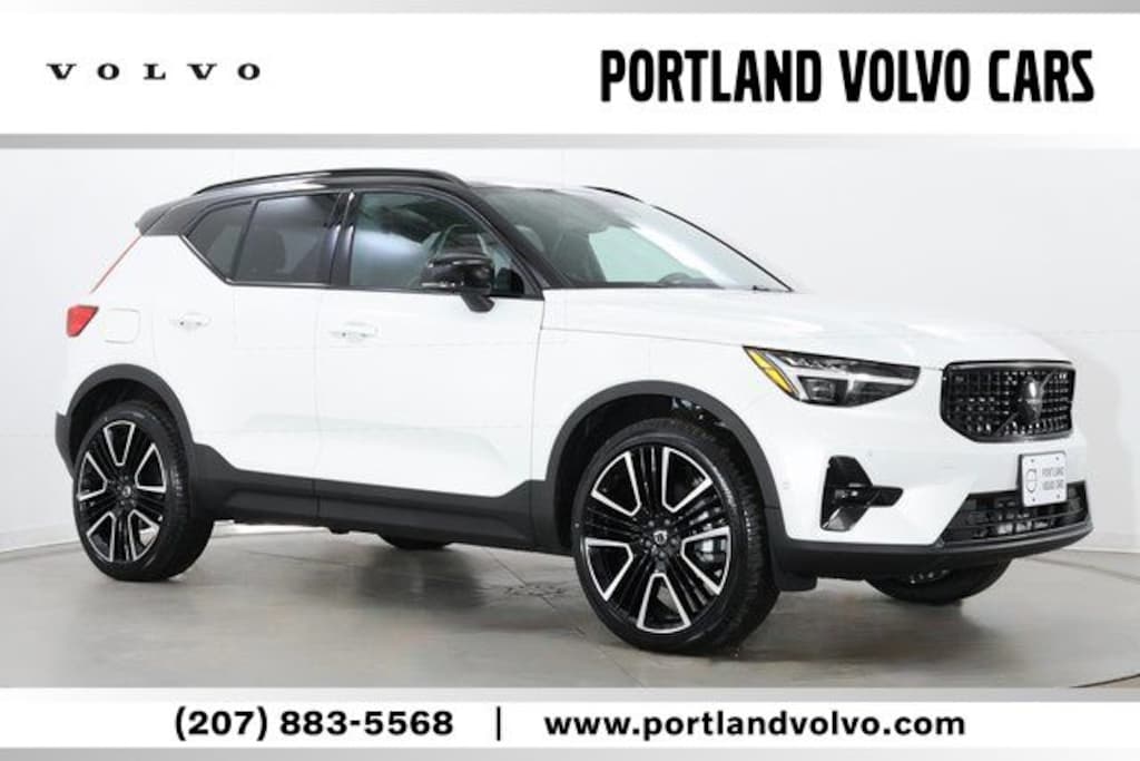 New 2026 Volvo XC40 B5 Ultra Black Edition SUV