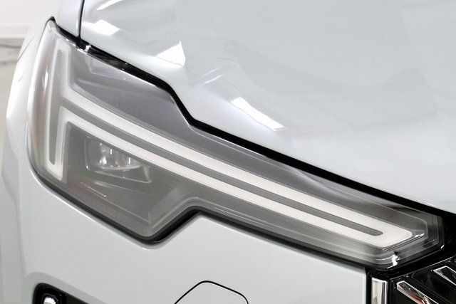 2026 Volvo XC90 Plus - Photo 11