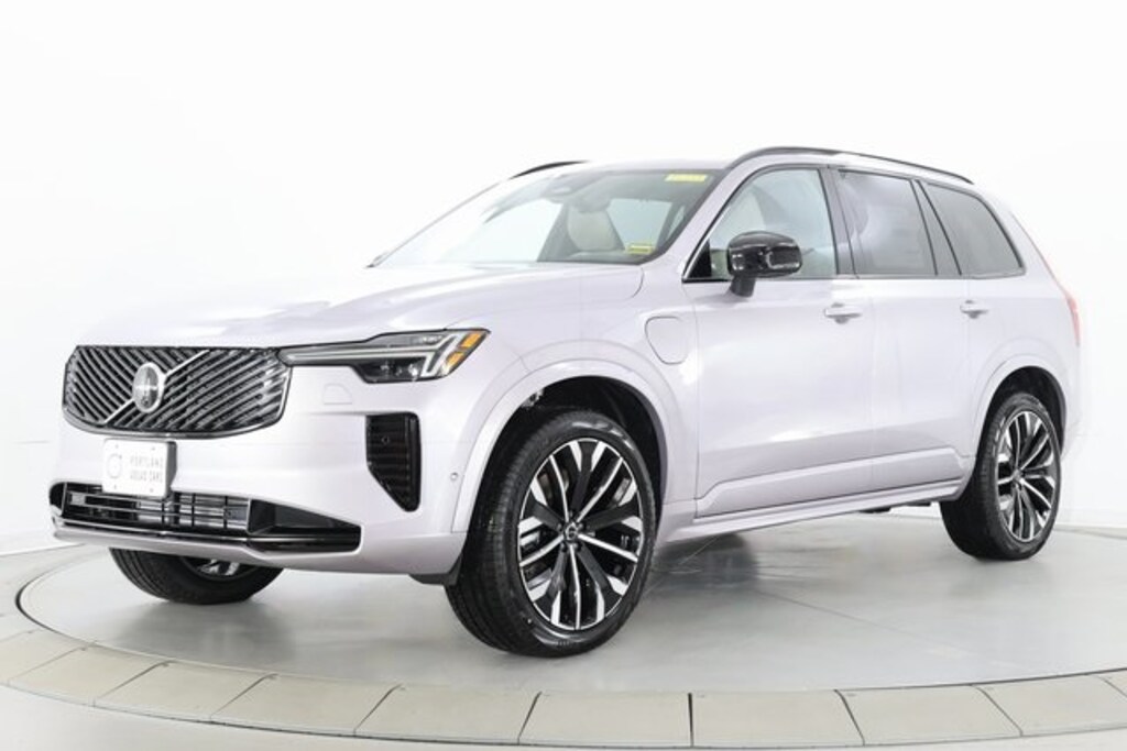 New 2026 Volvo XC90 plug-in hybrid T8 Ultra Dark Theme 7-Seater SUV