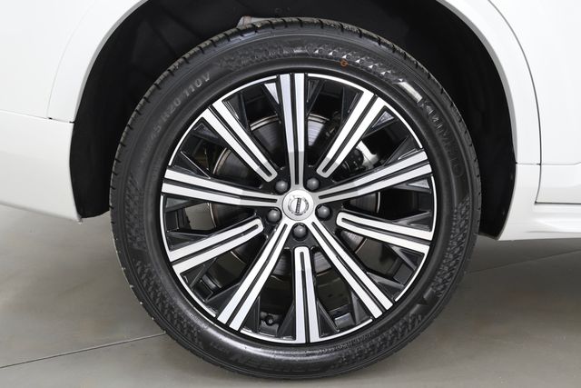 2025 Volvo XC90 Core - Photo 11