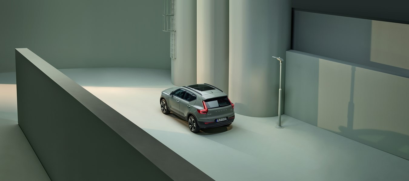 XC40_Rear.jpg