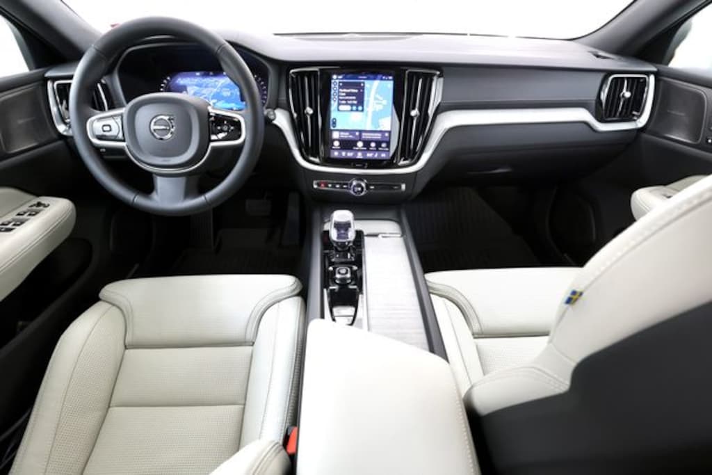 New 2026 Volvo V60 Cross Country B5 Ultra Wagon
