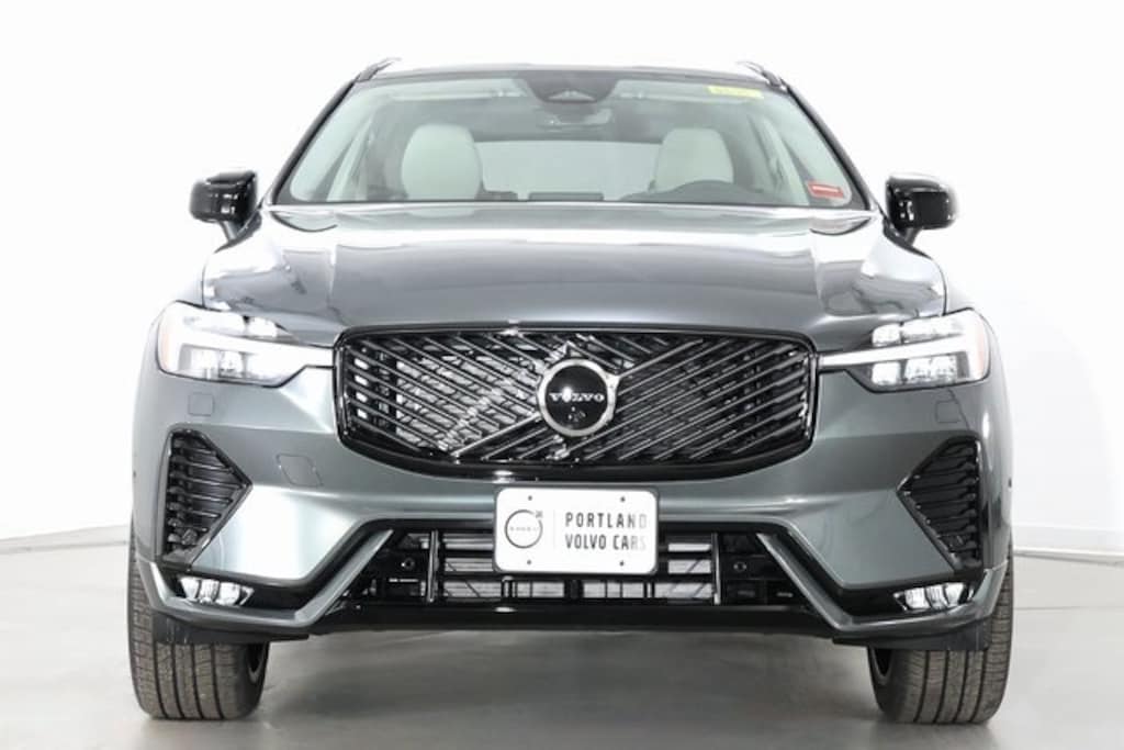 New 2026 Volvo XC60 B5 Ultra SUV