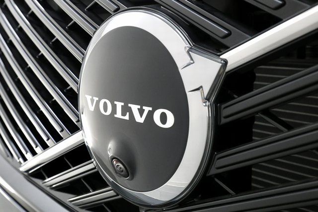 2026 Volvo XC90 Ultra - Photo 12