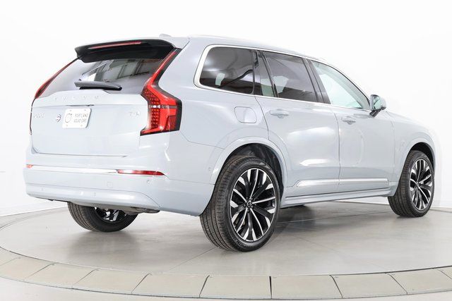 2026 Volvo XC90 Plus - Photo 8