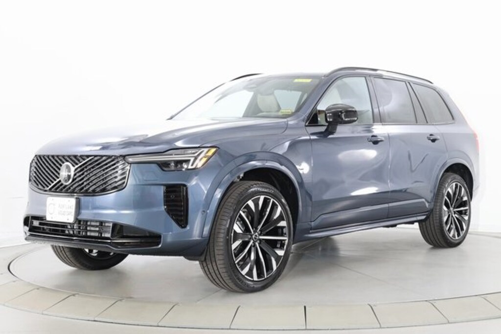 New 2026 Volvo XC90 B6 Ultra Dark Theme 6-Seater SUV