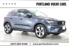 2026 Volvo XC40 B5 Core AWD SUV