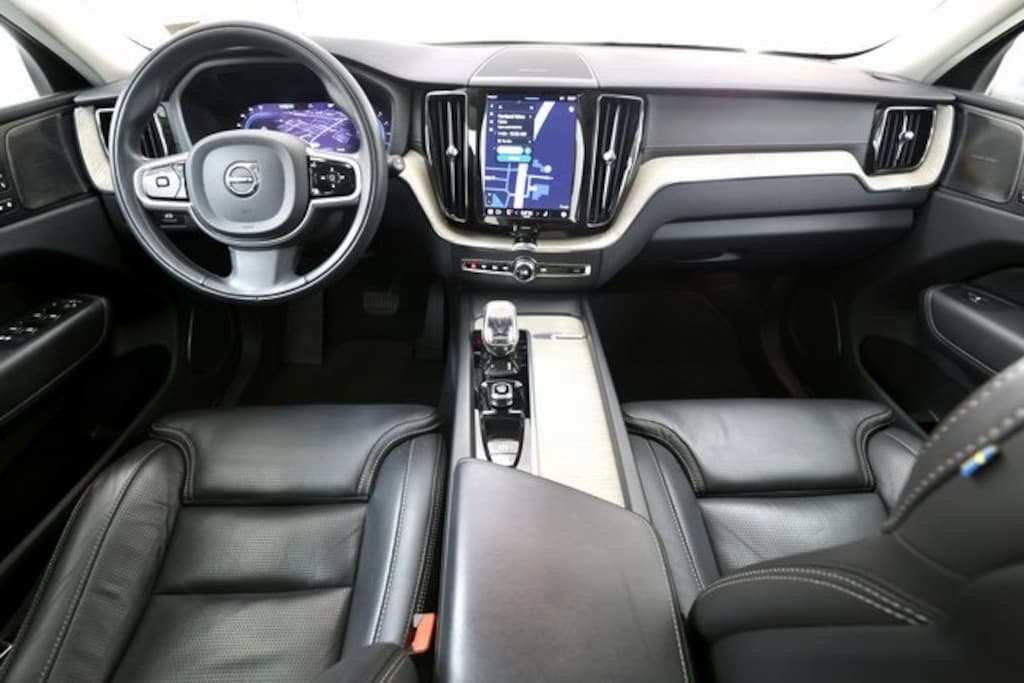 Certified 2022 Volvo XC60 B6 AWD Inscription SUV