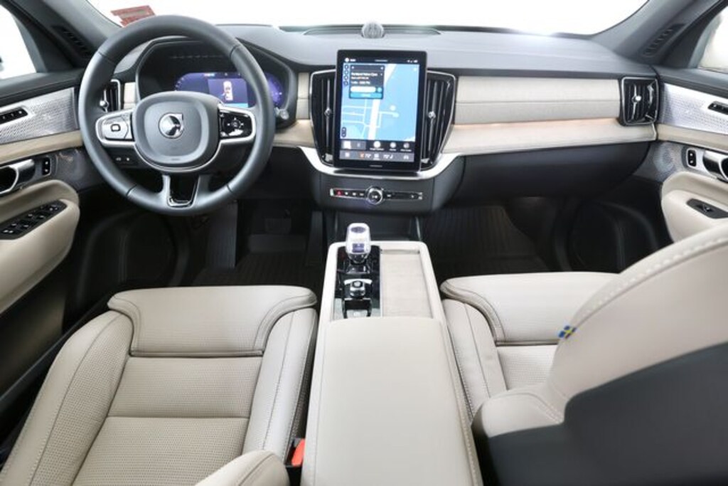 New 2026 Volvo XC90 plug-in hybrid T8 Ultra Dark Theme 6-Seater SUV