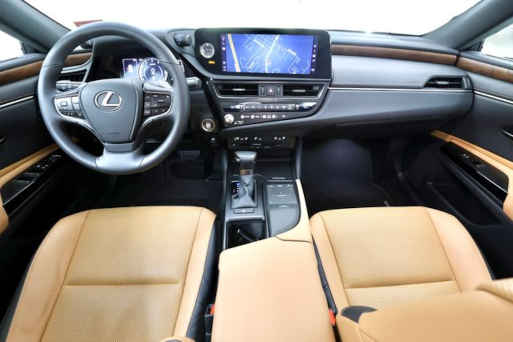 Used 2022 Lexus ES 350 Sedan