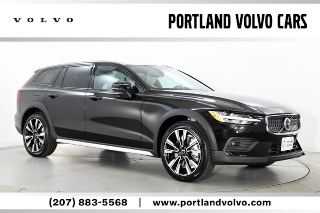 New 2026 Volvo V60 Cross Country B5 Ultra Wagon