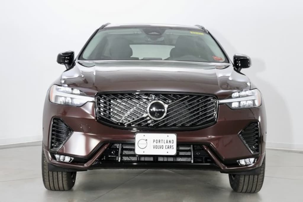 New 2026 Volvo XC60 B5 Plus SUV