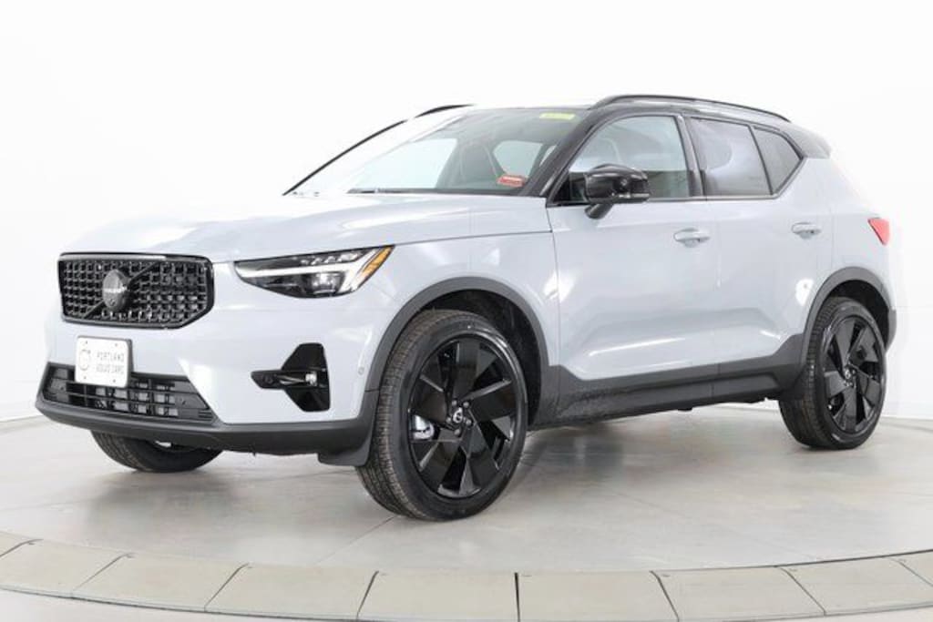New 2026 Volvo XC40 B5 Ultra Black Edition SUV