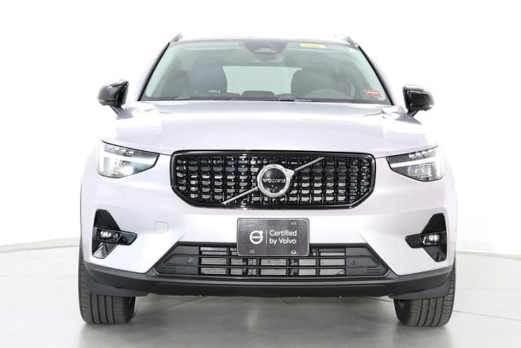 Certified 2026 Volvo XC40 B5 Plus SUV
