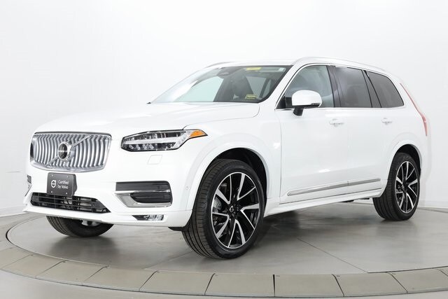 2024 Volvo XC90 B5 Plus photo 4