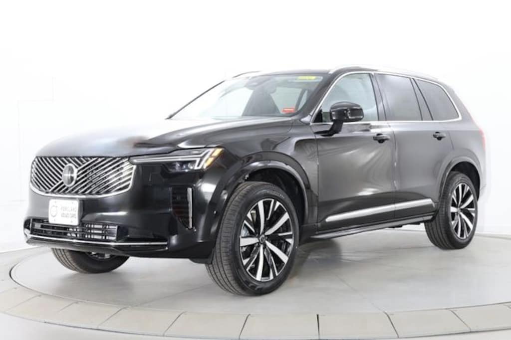 New 2026 Volvo XC90 B5 Core SUV