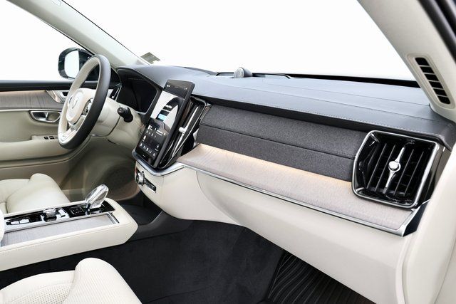 2026 Volvo XC90 Ultra - Photo 20