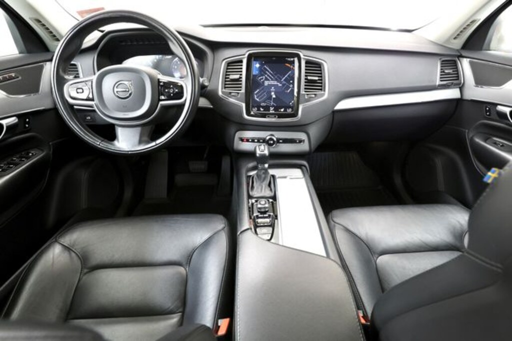 Used 2021 Volvo XC90 T5 Momentum 7 Passenger SUV