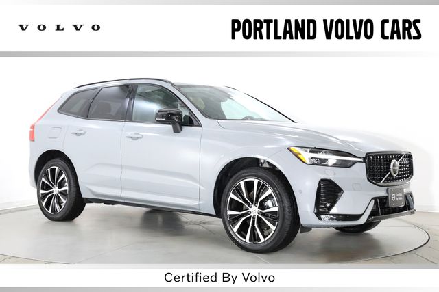 2025 Volvo XC60 B5 Plus Dark AWD's photo
