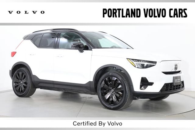 2023 Volvo XC40 P8 Recharge Core AWD's photo