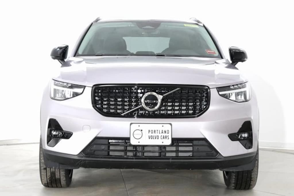 New 2026 Volvo XC40 B5 Plus SUV