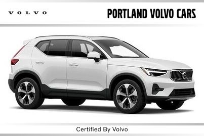 2025 Volvo XC40 B5 Plus Bright AWD's photo