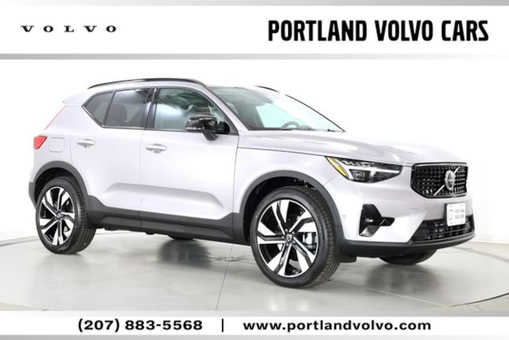 New 2026 Volvo XC40 B5 Ultra SUV
