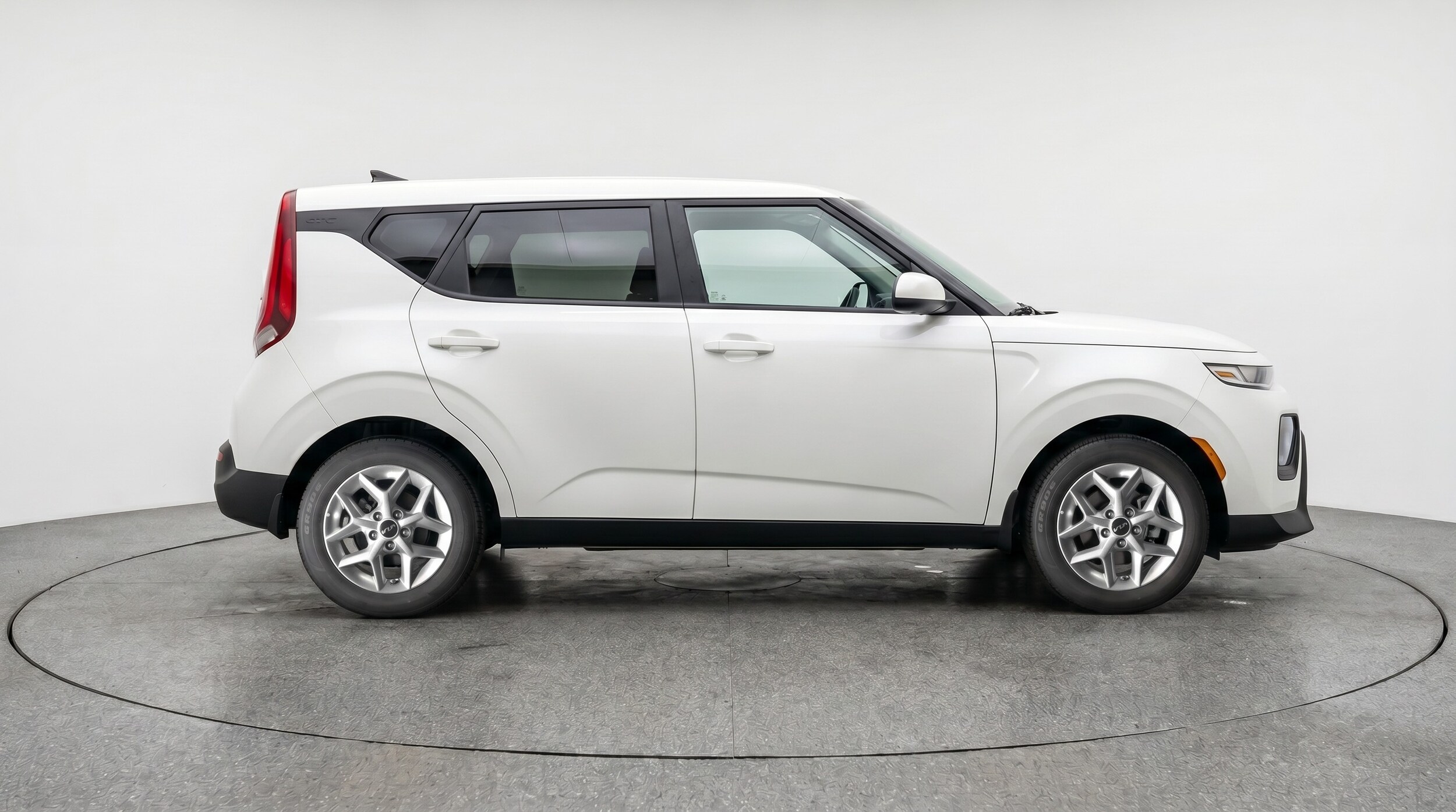Thumbnail: 2025 Kia Soul - 8