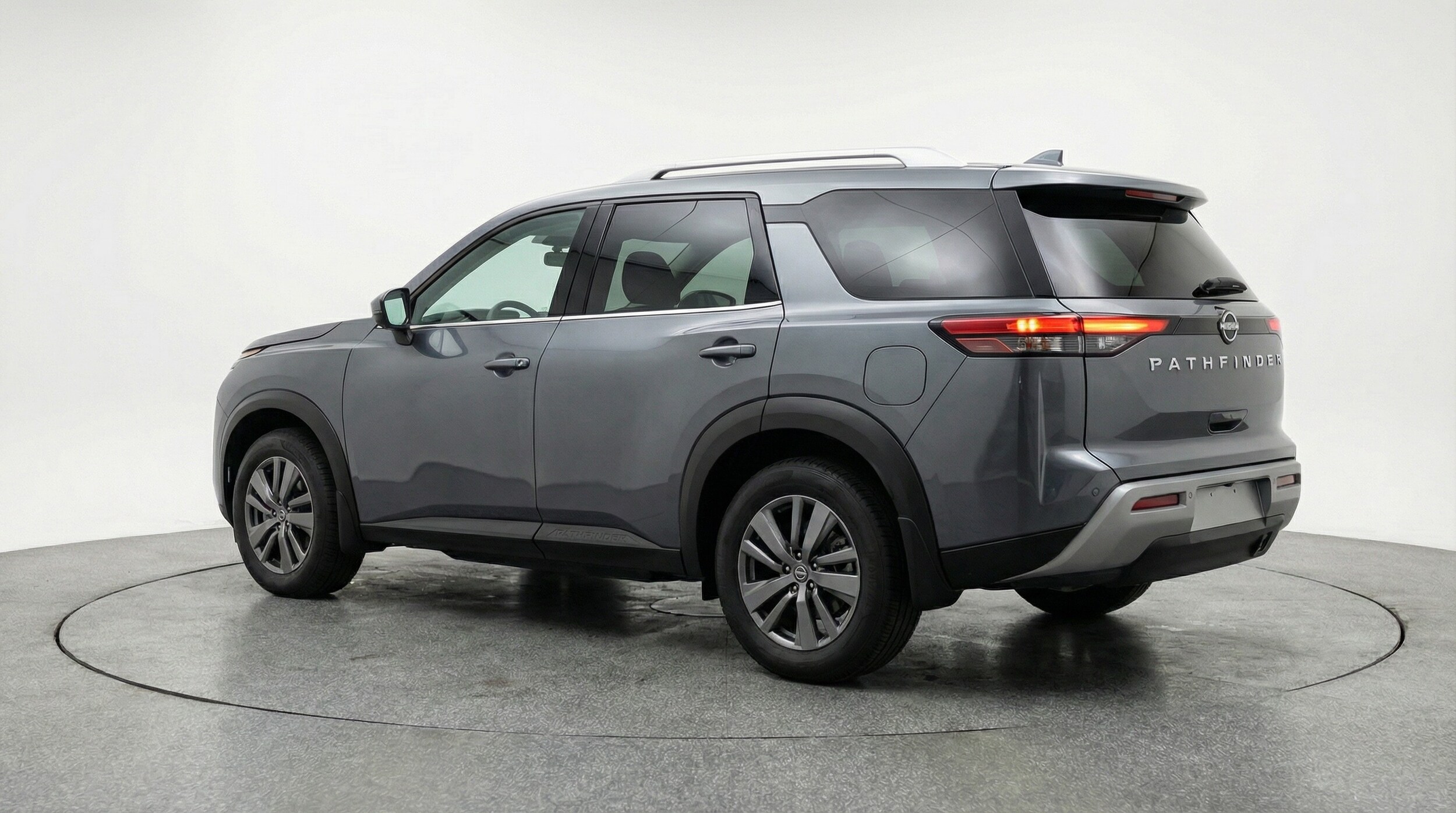 Thumbnail: 2025 Nissan Pathfinder - 5