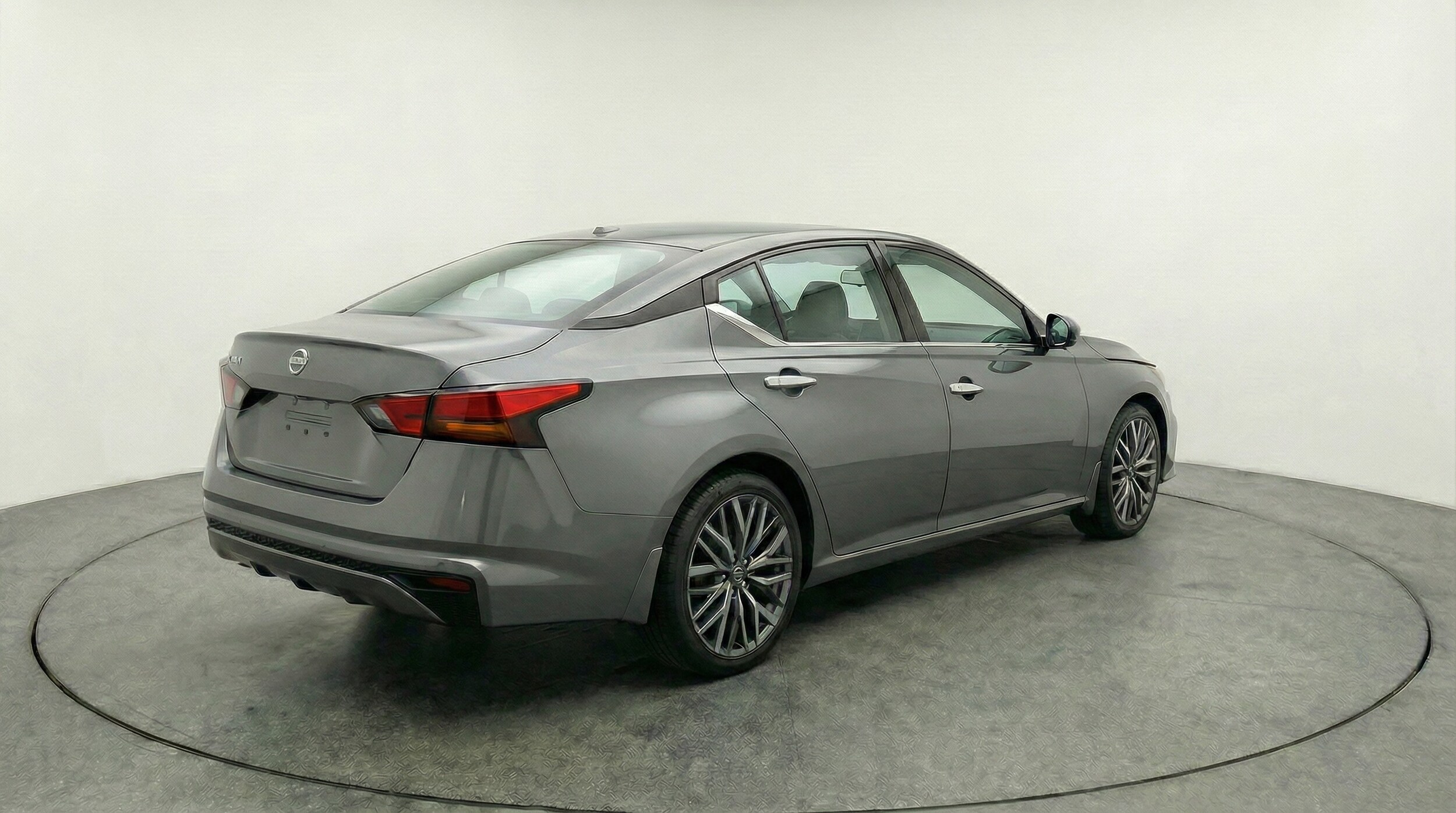 Thumbnail: 2025 Nissan Altima - 7