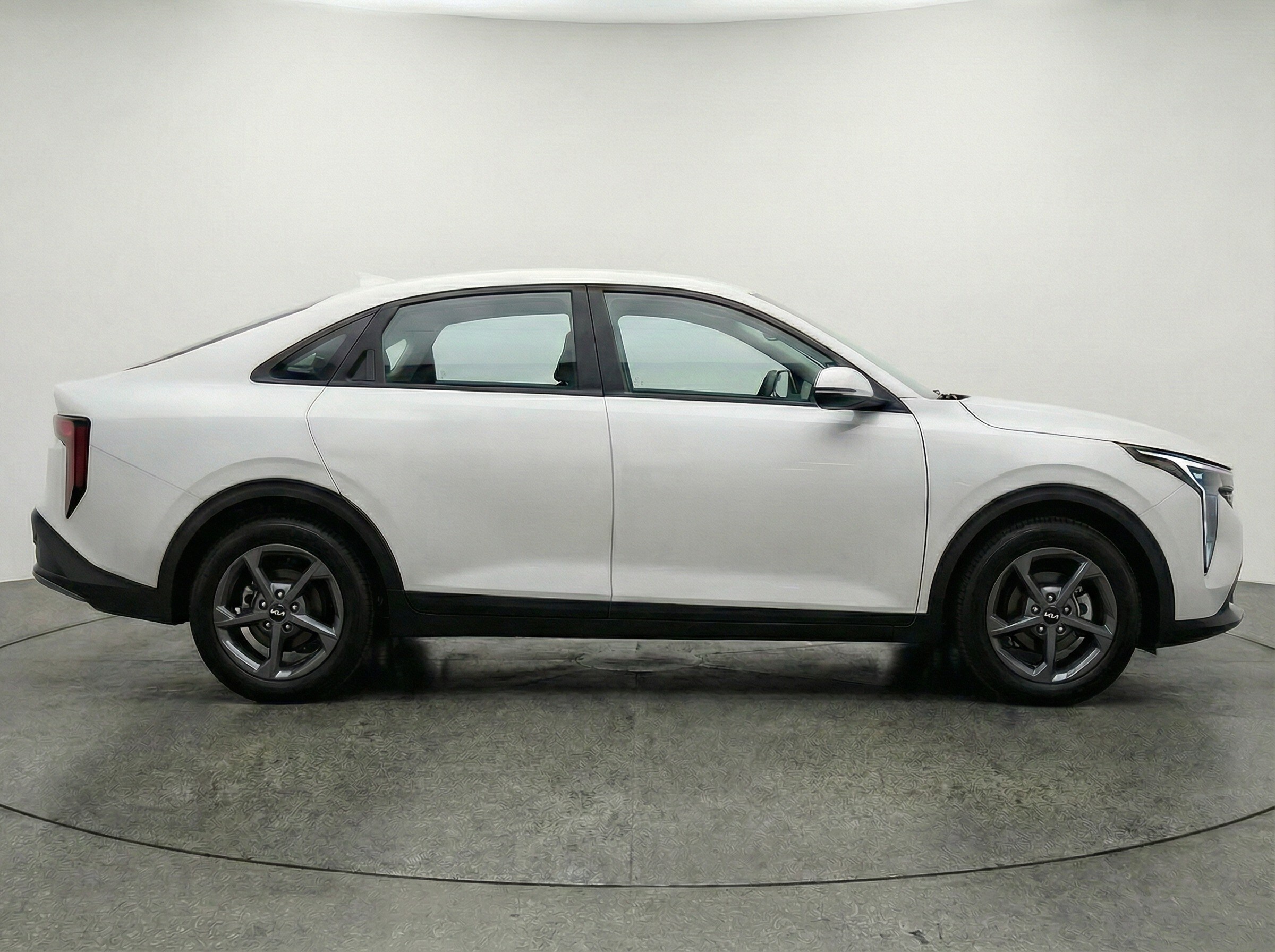 Thumbnail: 2025 Kia K4 - 8