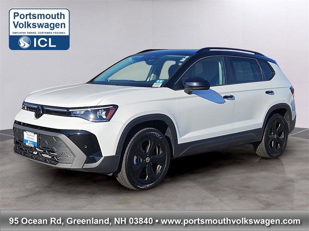 2025 Volkswagen Taos SE Black