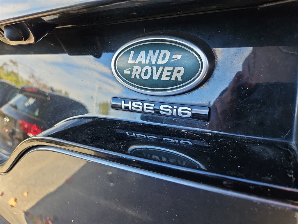 2017 Land Rover Discovery HSE Luxury photo 4